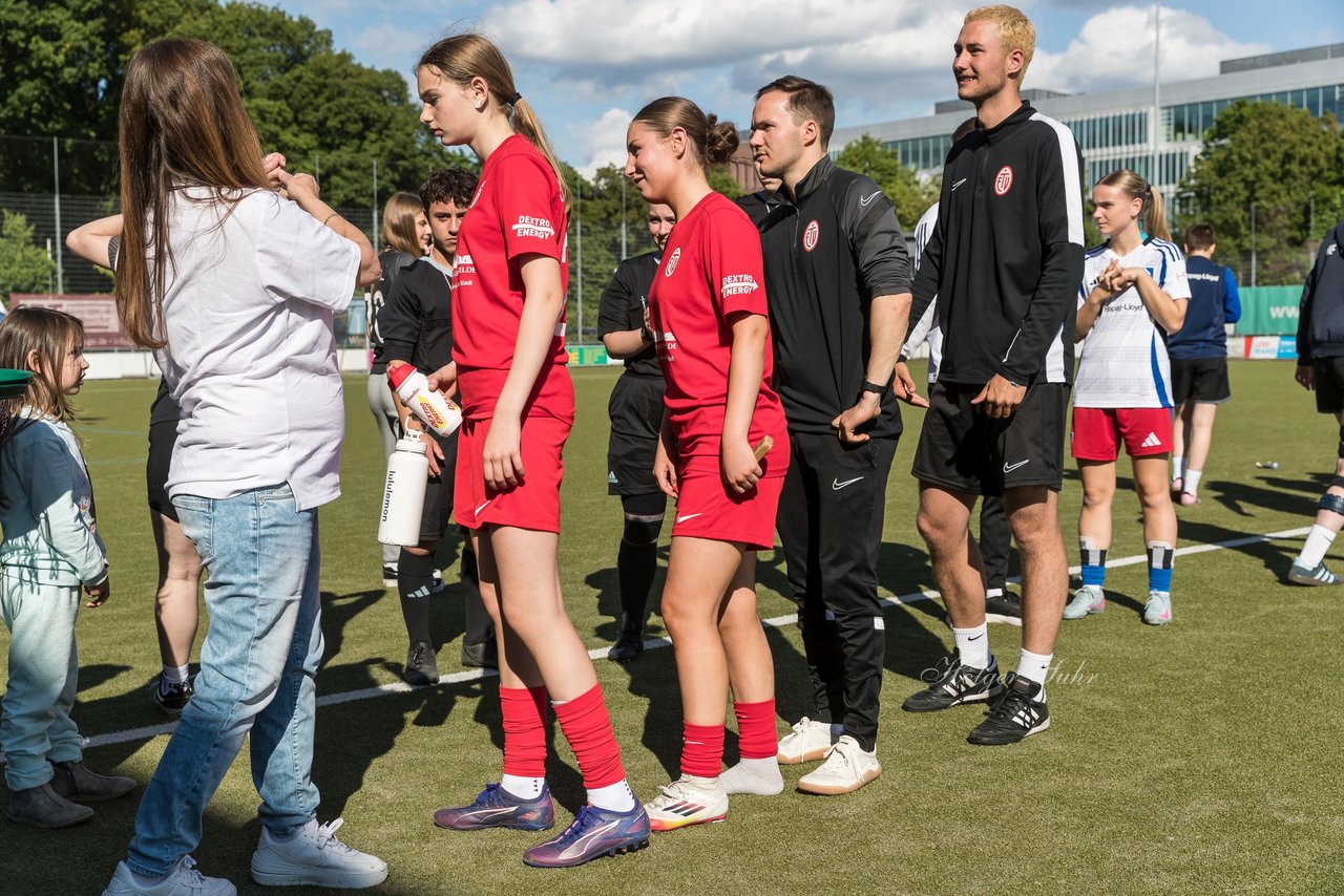 Bild 109 - wBJ Lotto Pokal Finale  Eimsbuetteler TV - Hamburger SV : Ergebnis: 0:3